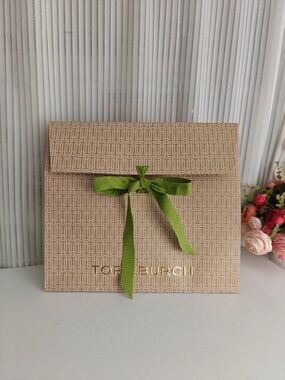 Tory Burch Shopping Tote Gift Bag 12"x 10"x5" pre-owned